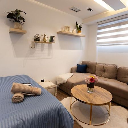 Bonsai Apartment Novi Pazar Exterior photo